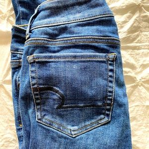 American Eagle Crop Jeans